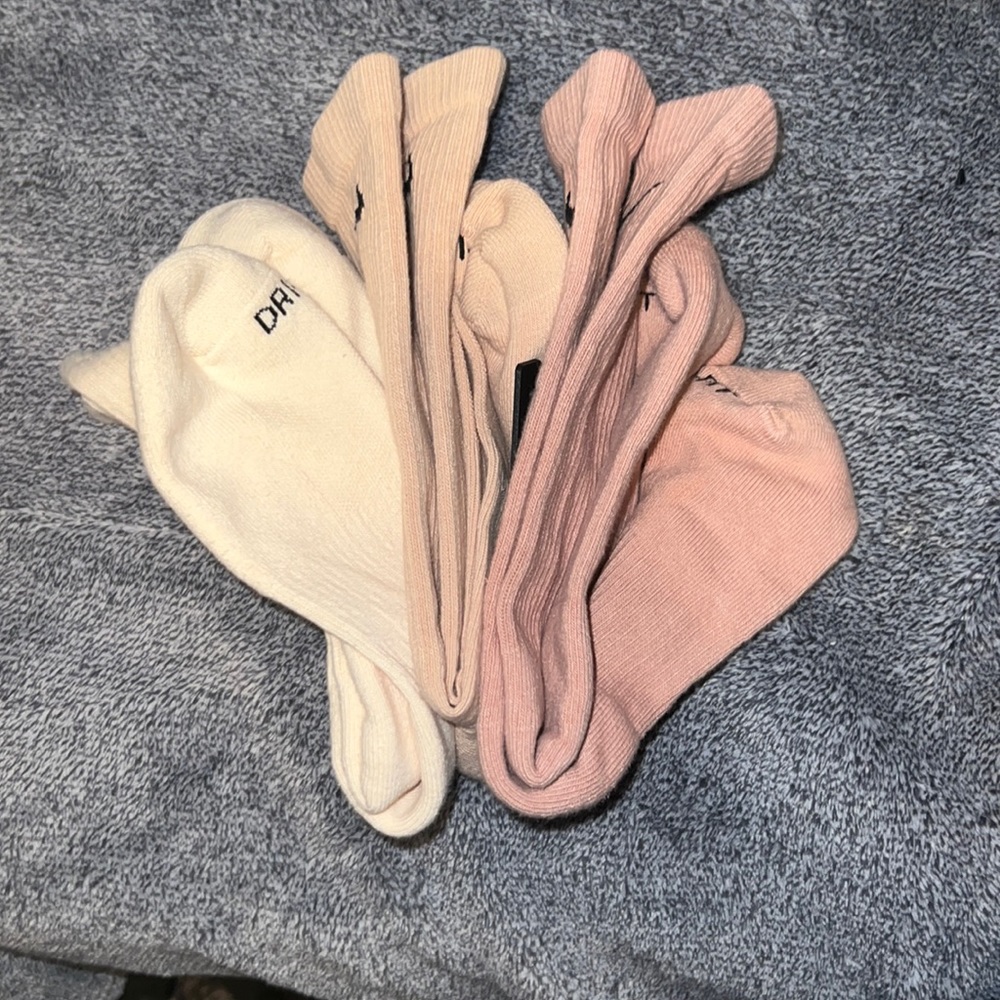 Nike cushion socks brand new